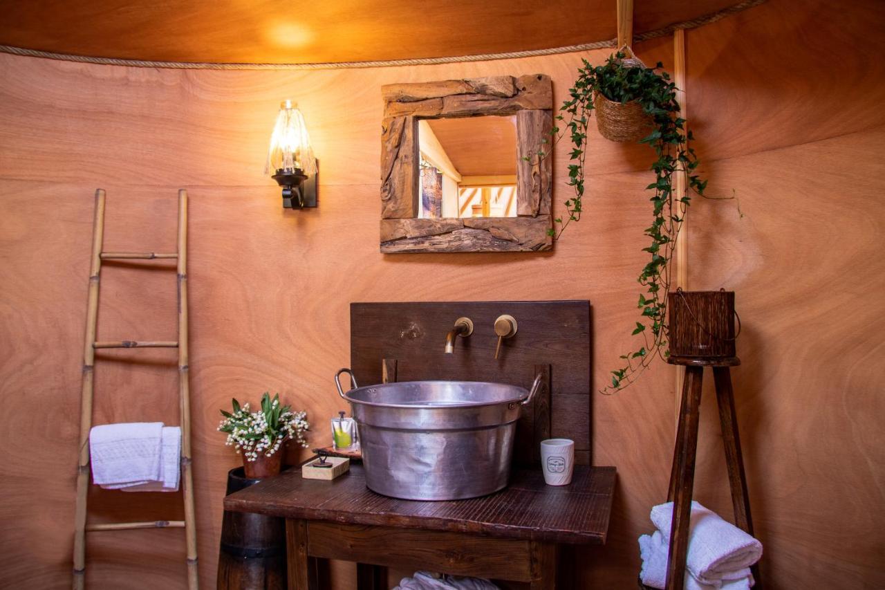 2 Cuori E 1 Yurta Glamping In Tuscany - Adults Only 阿夏诺 外观 照片