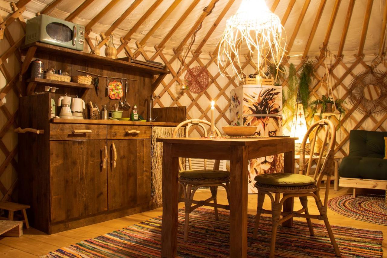 2 Cuori E 1 Yurta Glamping In Tuscany - Adults Only 阿夏诺 外观 照片